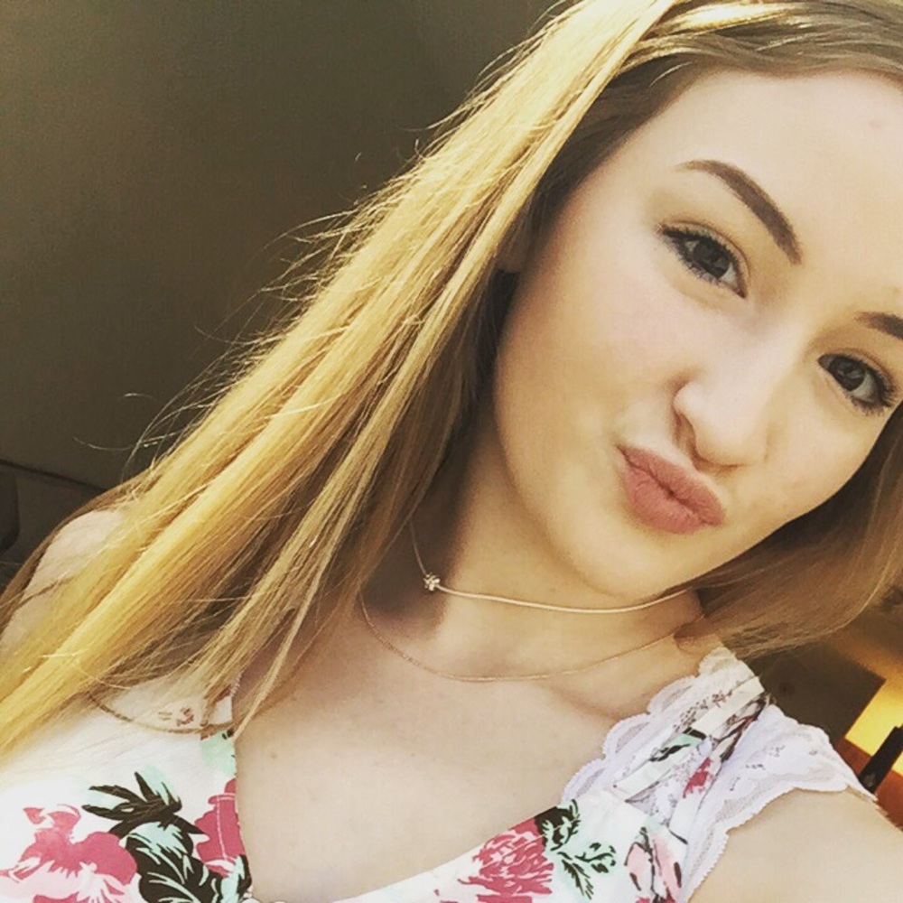 Meet your Posher, Samantha